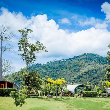 The Banyan Leaf Resort Suan Phueng Eksteriør bilde