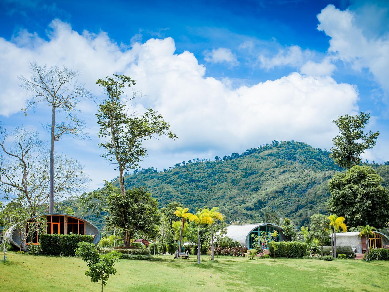 The Banyan Leaf Resort Suan Phueng Eksteriør bilde